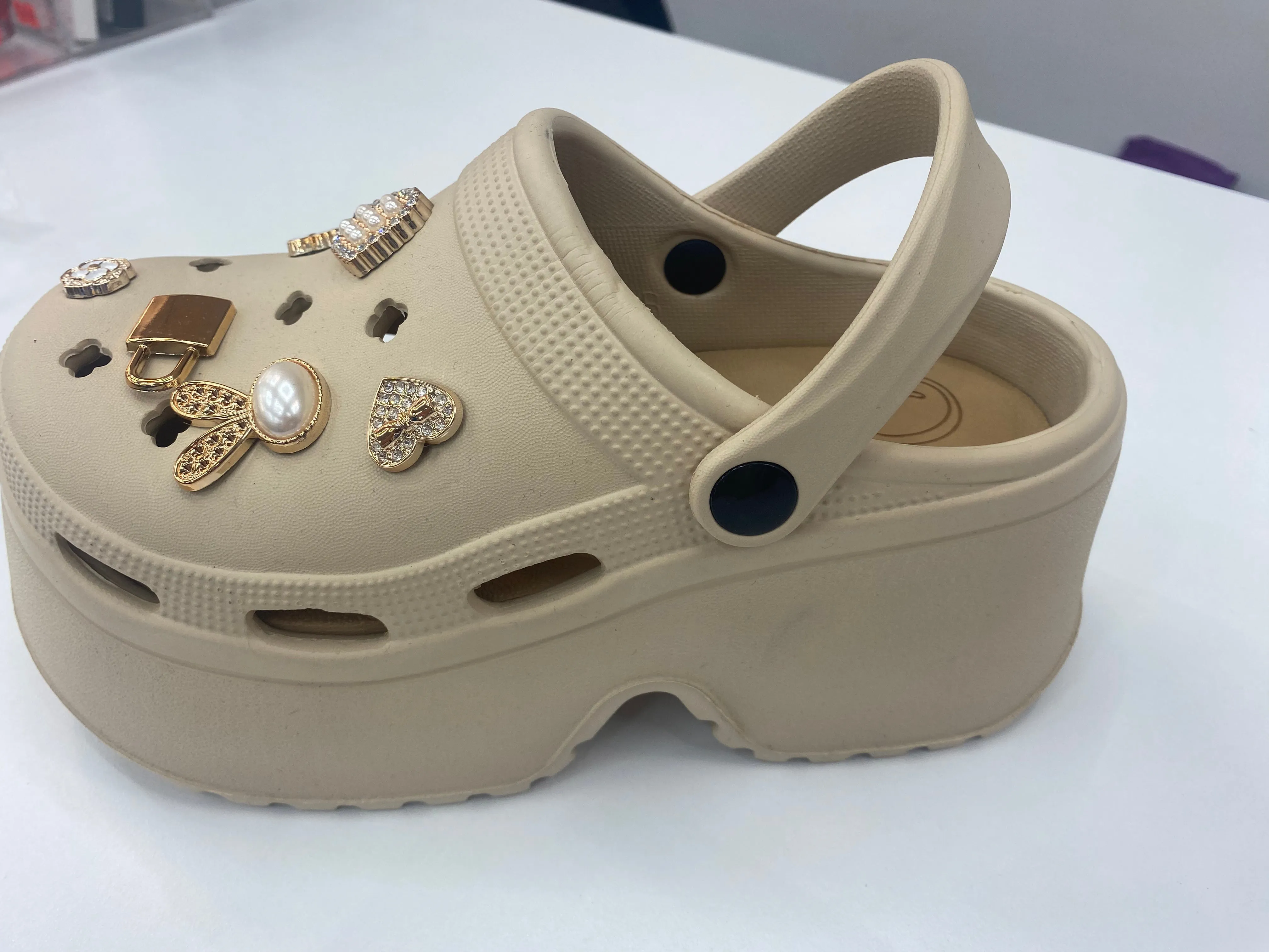 Beige Heart Pendant Butterfly Studded CROCS