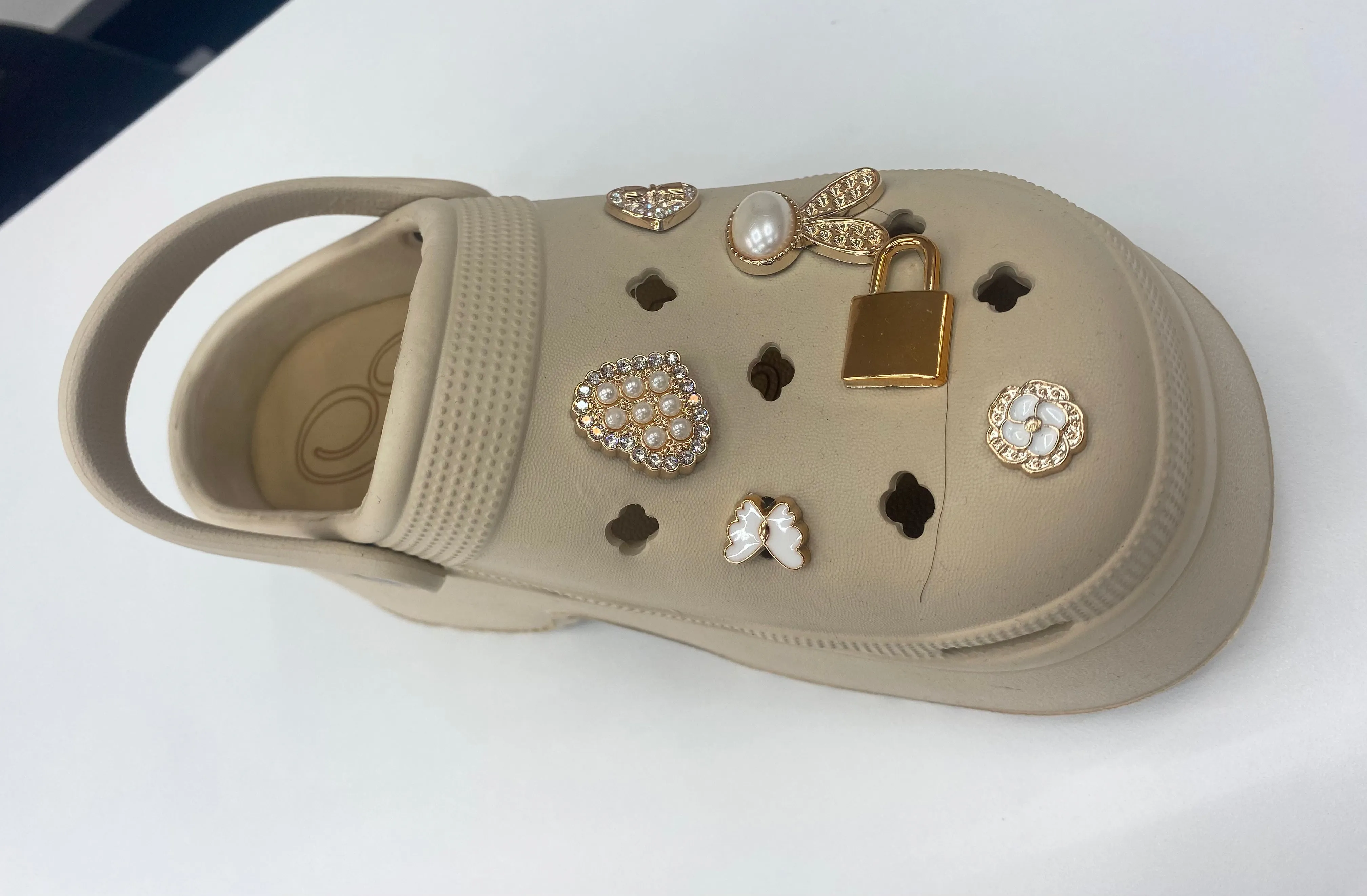 Beige Heart Pendant Butterfly Studded CROCS