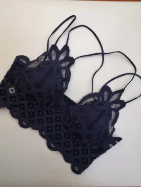 FLORAL LACE BRALETTE (NAVY BLUE)