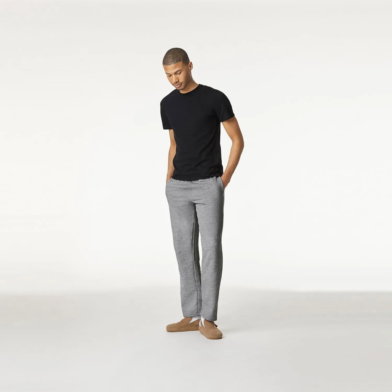 Gildan Adult Fleece Open Bottom Sweatpants with Pockets, Style G18300
