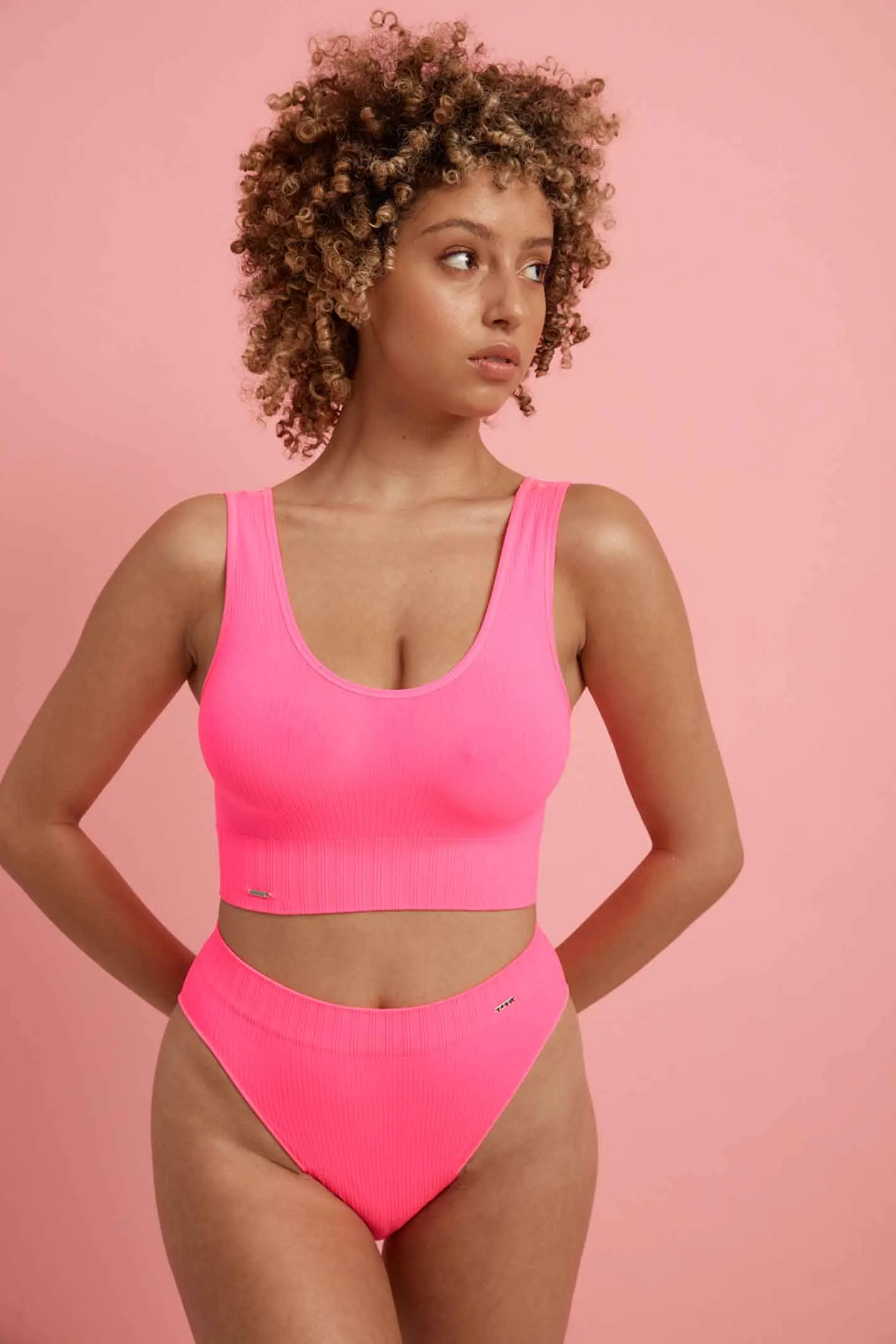 Ivy Seamfree High Cut Bikini Brief Knockout Pink