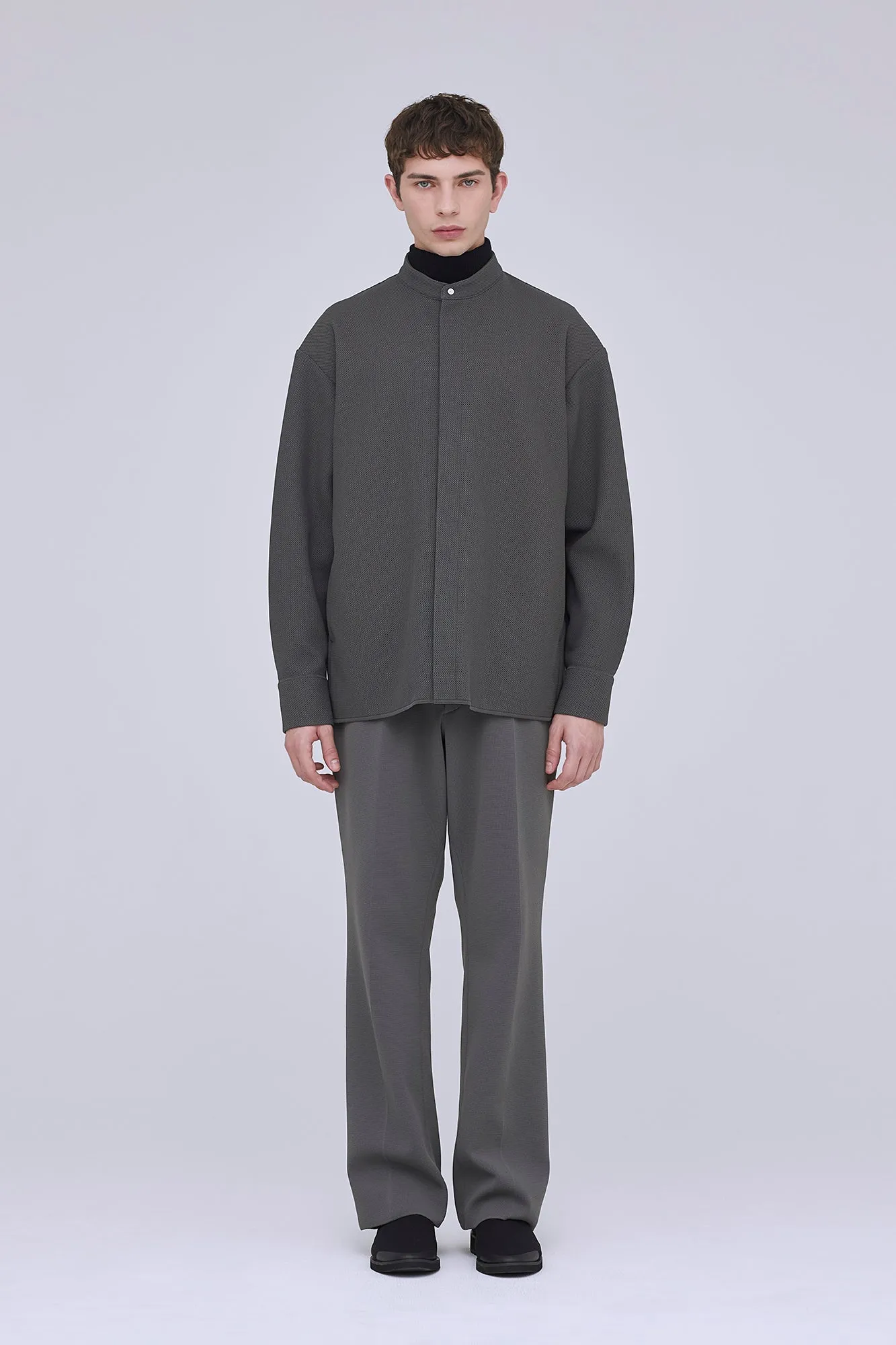 MESH STAND-UP COLLAR COVERED PLACKET SHIRT