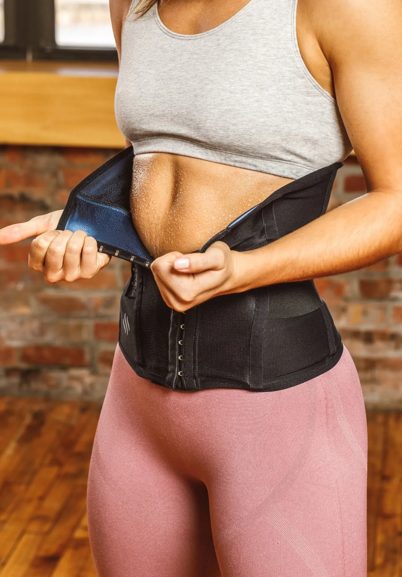 WAIST TRAINER
